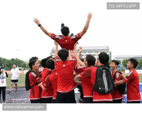 28岁足球天才崛起 球场风云变幻新星未来可期