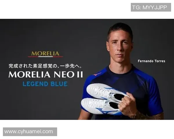 球星亲身示范黑色足球鞋潮流风尚 打造场上场下双重魅力