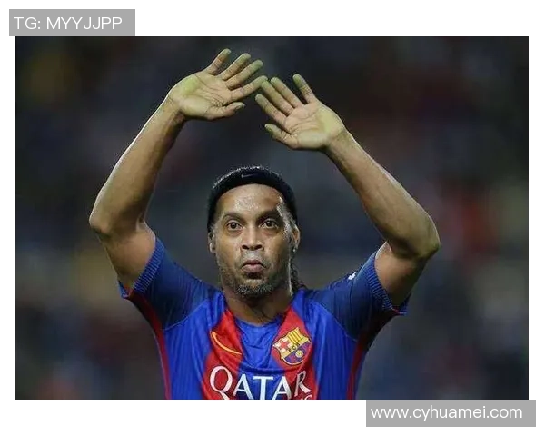 足球传奇人物雕塑展现球场英姿 彰显伟大运动精神与历史魅力 足球传奇人物雕塑展现球场英姿 彰显伟大运动精神与历史魅力